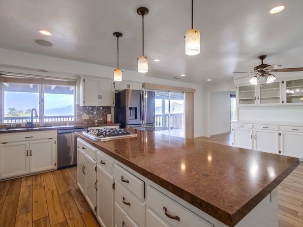 145 La Cresta Heights Rd