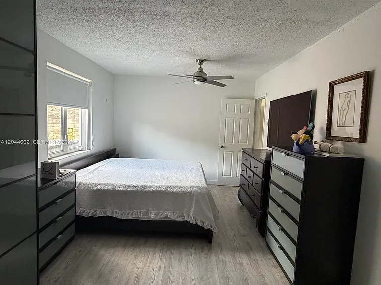 2401 SW 16th Ct — Photo 29