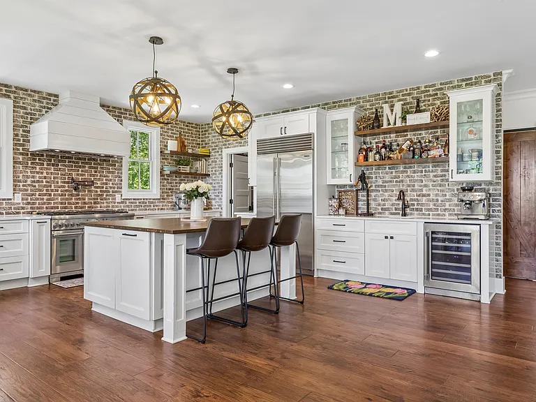 6450 Stewart Rd — Photo 13