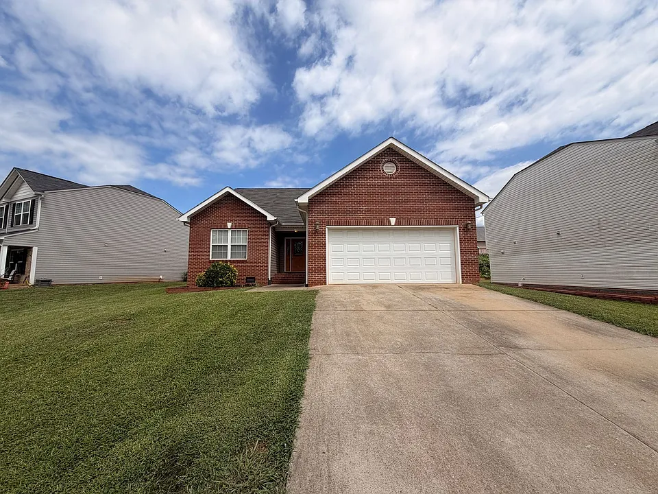 1491 Mayfair Dr