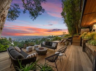 8800 Hollywood Blvd, Los Angeles, CA 90069