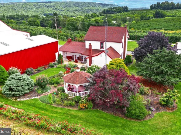 30 Middle Rd, Biglerville, PA 17307