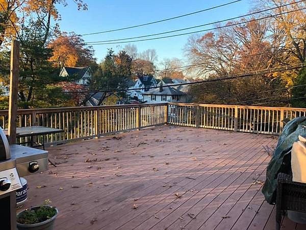 2nd image of 27 N French Ave Floor 2