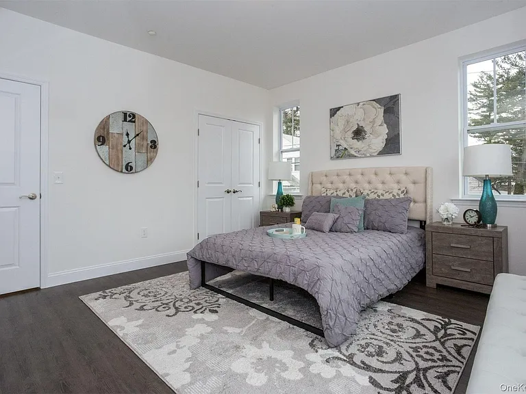 1046 New York Ave #6 — Photo 15