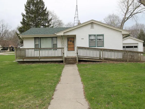 1524 Center STREET, Lyons, WI 53148