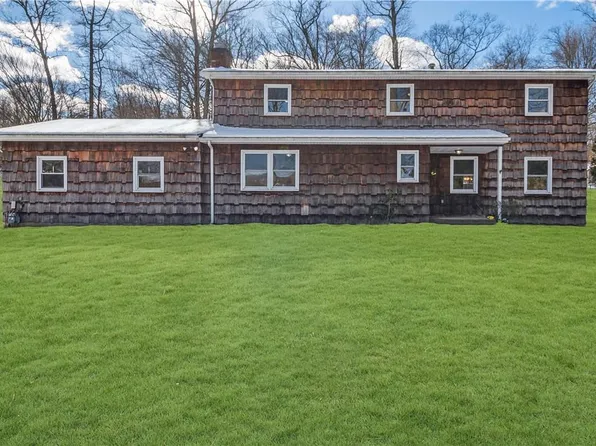 2 Almond Court, New City, NY 10956