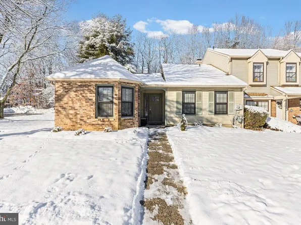 9 Devon Ct, Robbinsville, NJ 08691