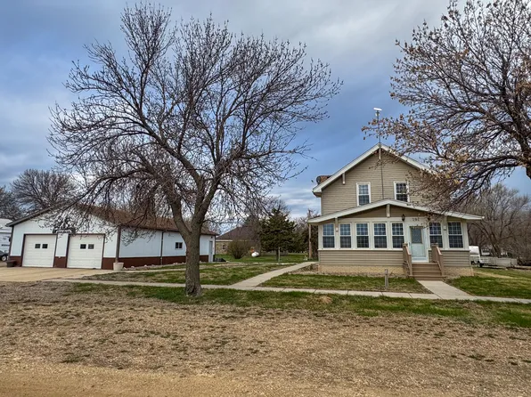 295 Victor St, Cavour, SD 57324