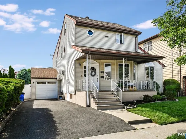 532 2nd St, Carlstadt, NJ 07072