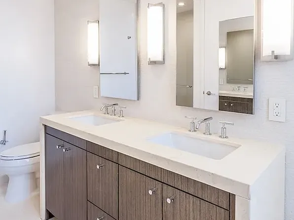 200 North End Avenue image 1 of 12