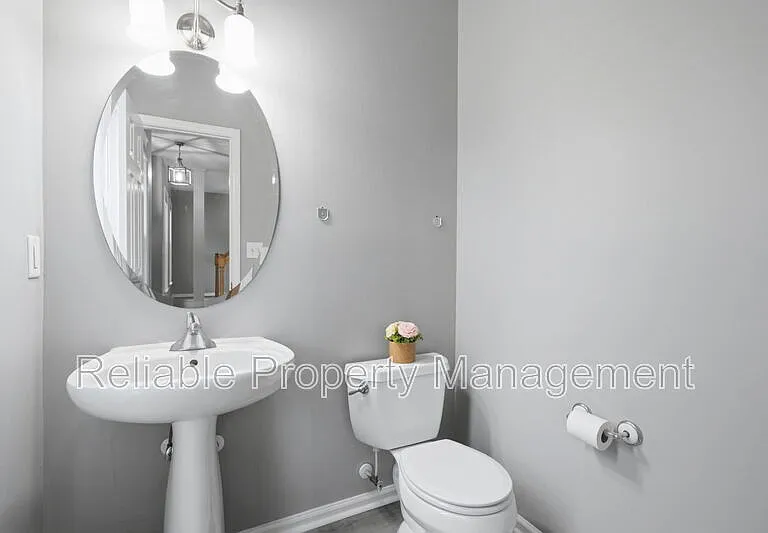 156 Haywood Ln — Photo 20