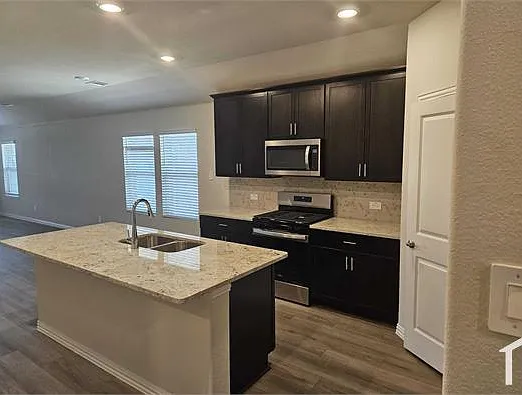 2257 Cliff Springs Dr — Photo 9