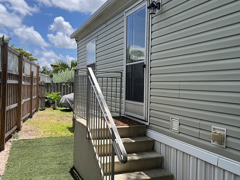 Marlin Cir — Photo 9