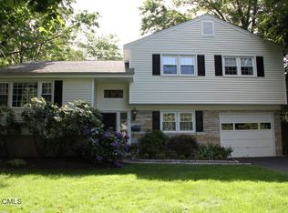 415 Katona Dr, Fairfield, CT 06824