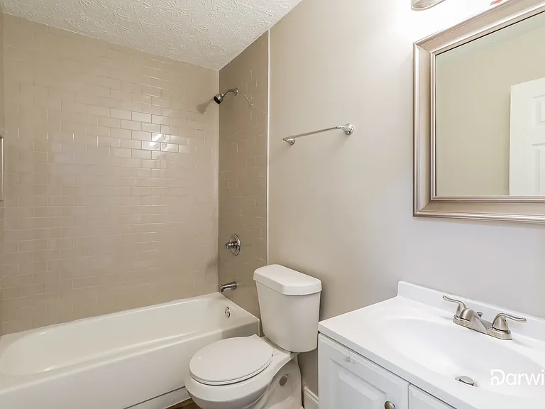 5299 Arrowind Rd — Photo 6