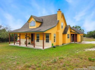 371 Thoroughbred Ln, Spring Branch, TX 78070