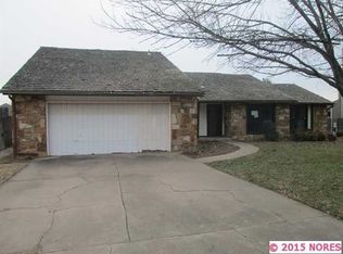 8615 S 74th Ave E, Tulsa, OK 74133