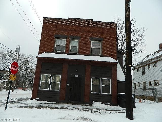 2nd image of 3596 E 133rd St