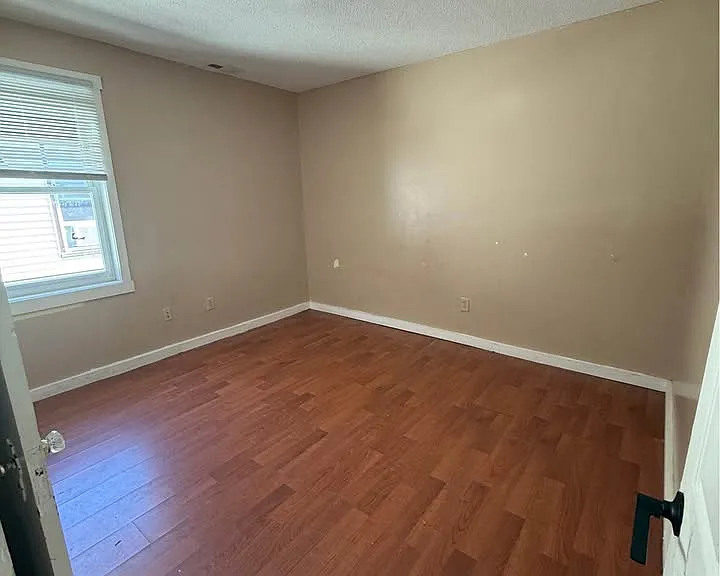 908 Winchester Ave #3 — Photo 13