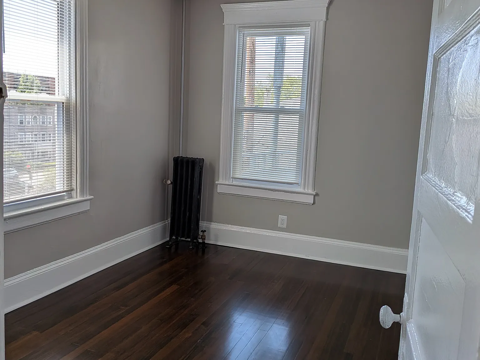 1 bed, $2,300 — Photo 3