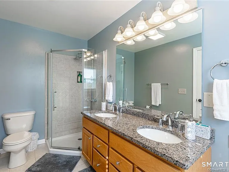 11 Squantz View Dr — Photo 7