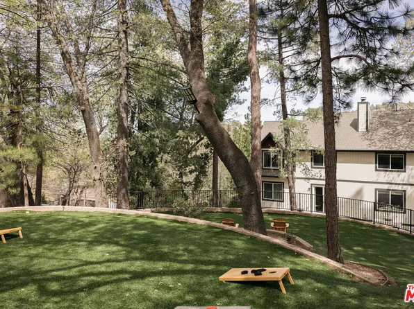 958 Lucerne Dr, Lake Arrowhead, CA 92352