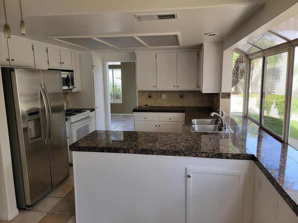 2nd image of 4803 Pastel Ct