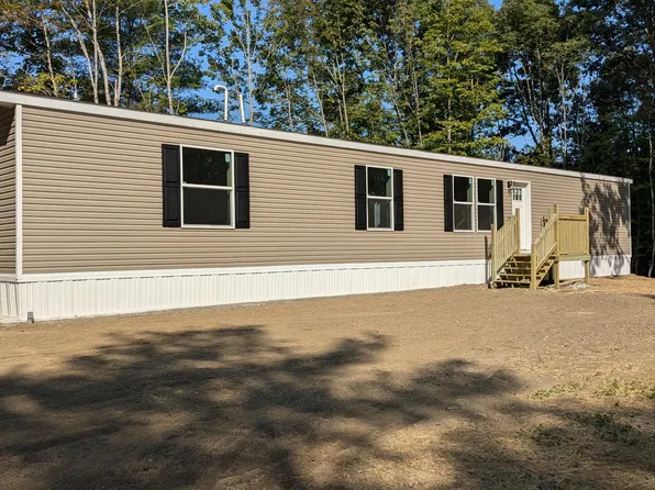 34 Jones Road, Windsor, ME 04363