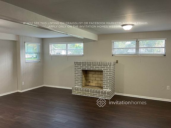 3rd image of 2213 Florence Ave
