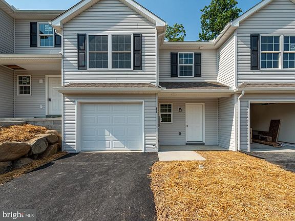 2nd image of 249 Wildflower Dr