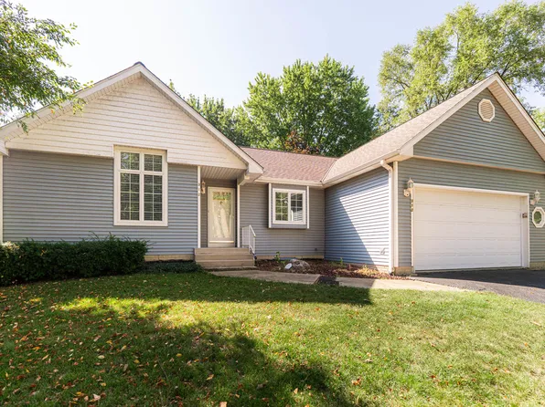 312 Olsen St, Yorkville, IL 60560