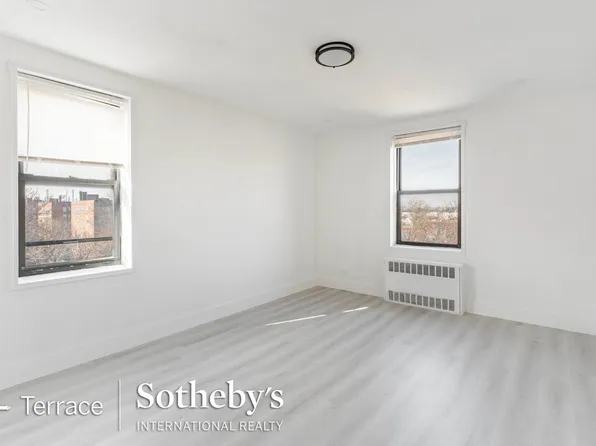 88-10 34th Avenue image 5 of 17