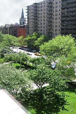 Sold by Bellmarc Realty | media 14