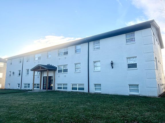 3rd image of 2840 S East St