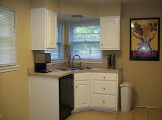 524 Saint Marys Ave, Springfield, IL 62702