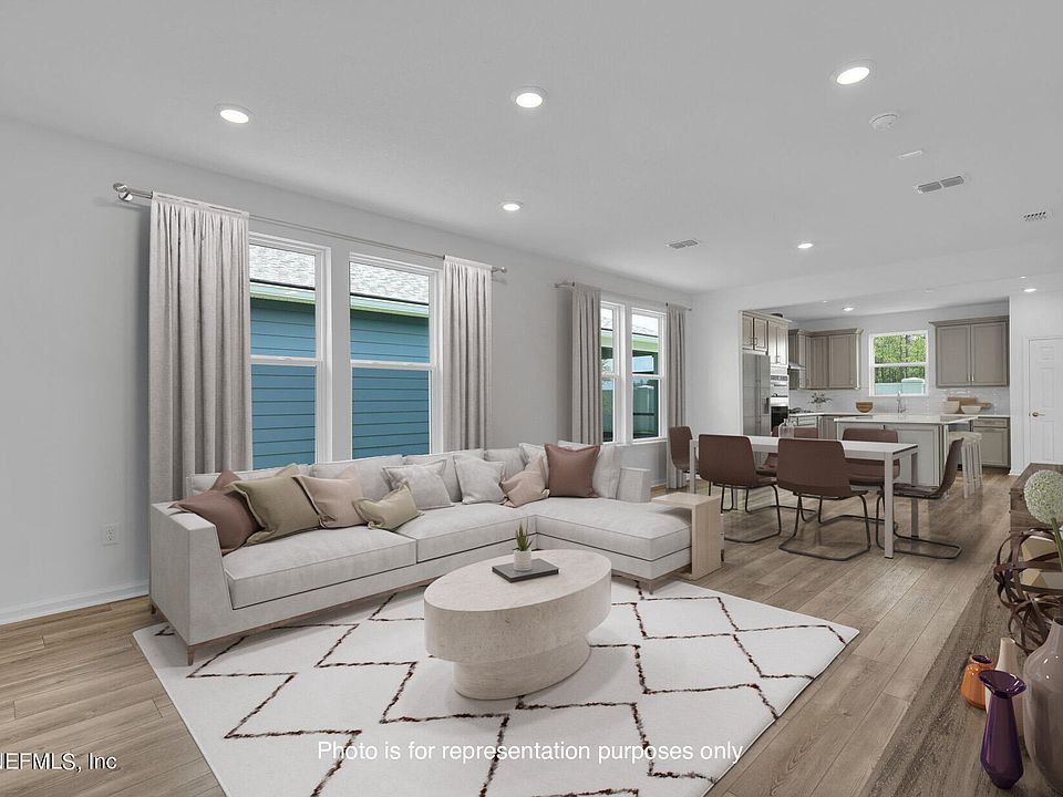 1st image of 173 FAIRLAKE Circle