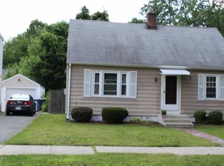 66 Powell Ave, Springfield, MA 01118