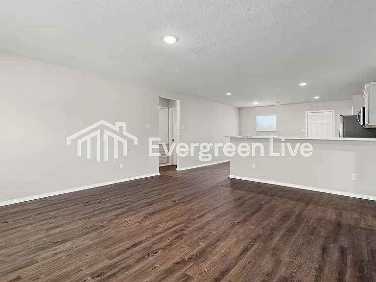 48 Dunnaway Dr — Photo 3