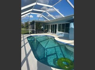 118 Caddy Rd, Rotonda West, FL 33947