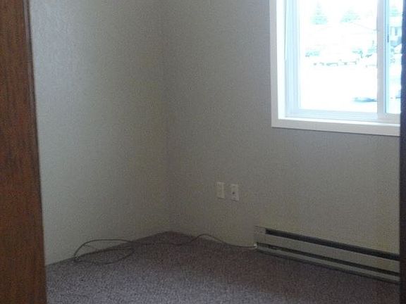 5th image of 1216 McDonald Ave APT B