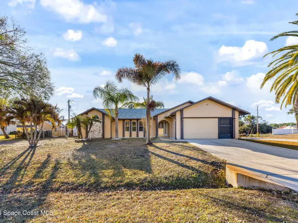 100 Seahorse Cir SE, Palm Bay, FL 32909