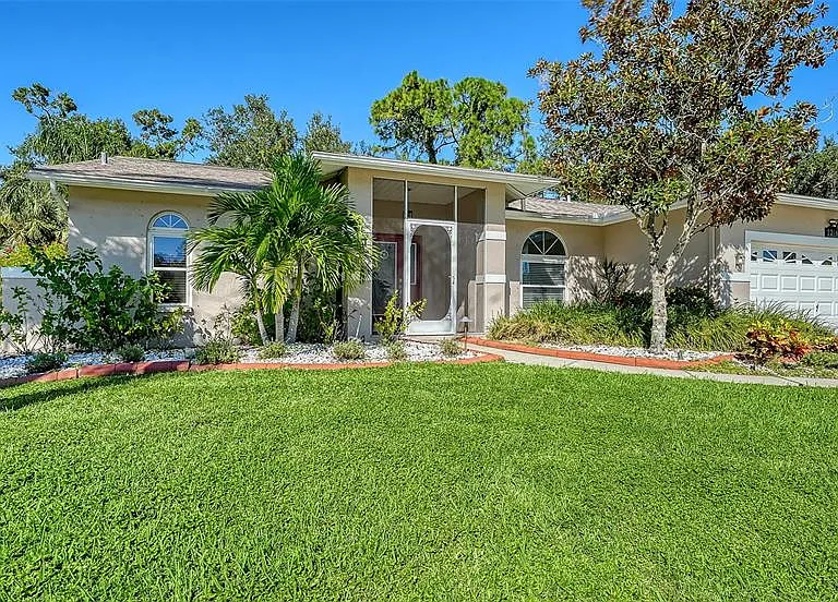2246 Cork Oak St W — Photo 3