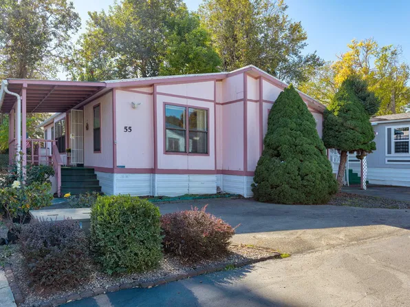 2325 NW Highland Ave Spc 55, Grants Pass, OR 97526