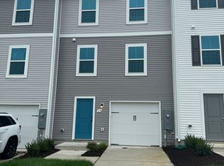 19 Whimbrel Rd, Hedgesville, WV 25427