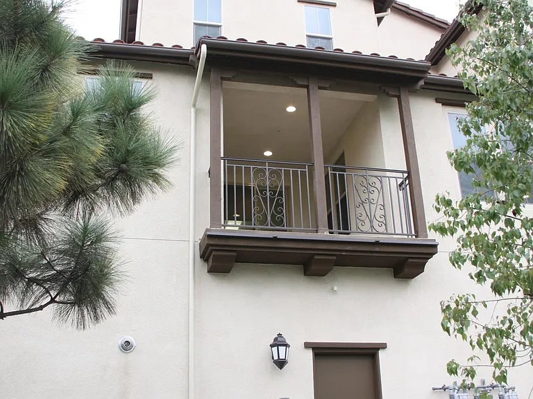 827 E Promenade #A — Photo 3