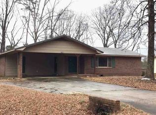 813 Hilton Rd, Anniston, AL 36207