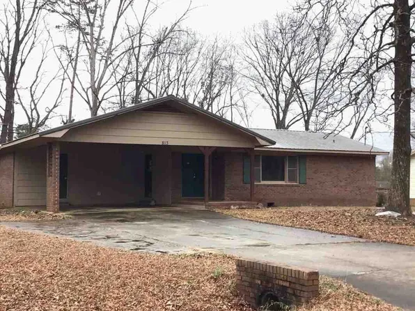 813 Hilton Rd, Anniston, AL 36207