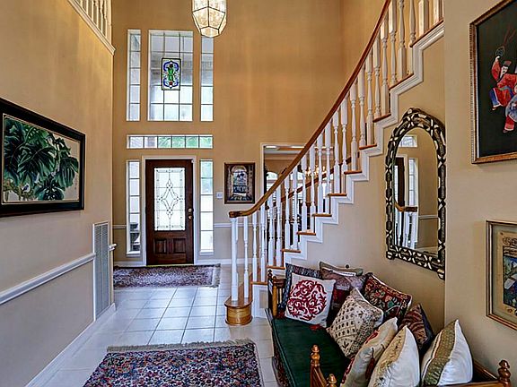 5th image of 22023 Treesdale Ln