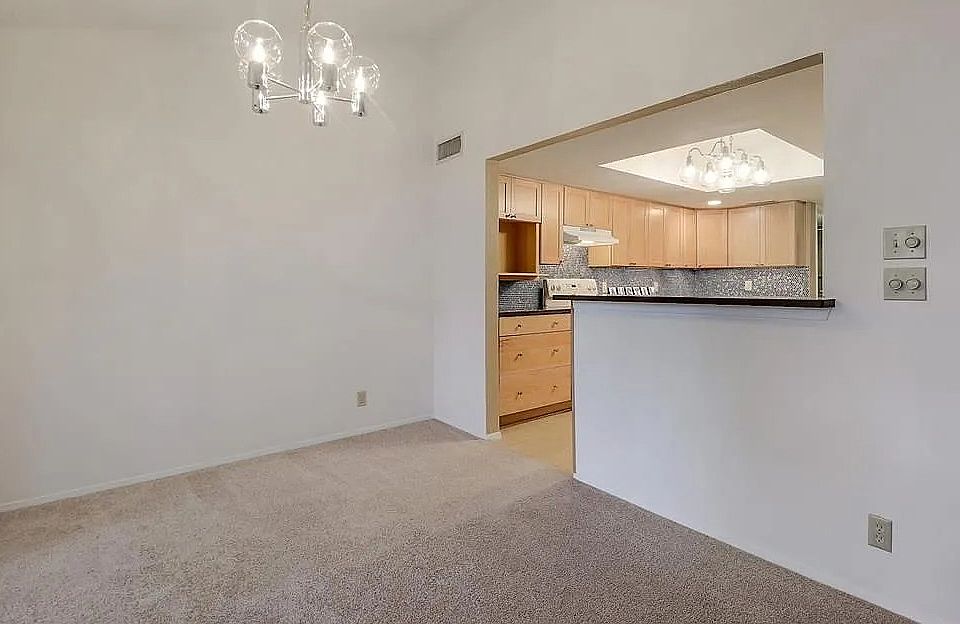 Dining Room & Kitchen