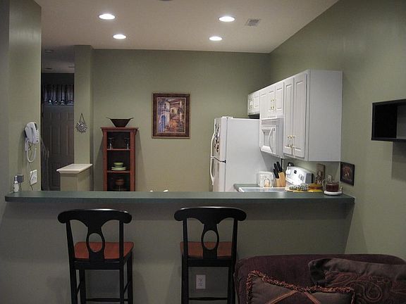 Kitchen/Breafast Bar